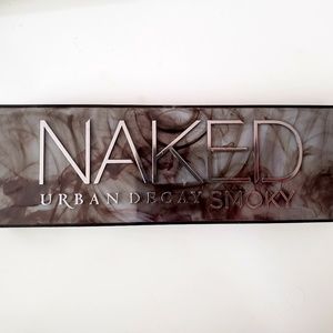 Urban Decay Smokey Palette